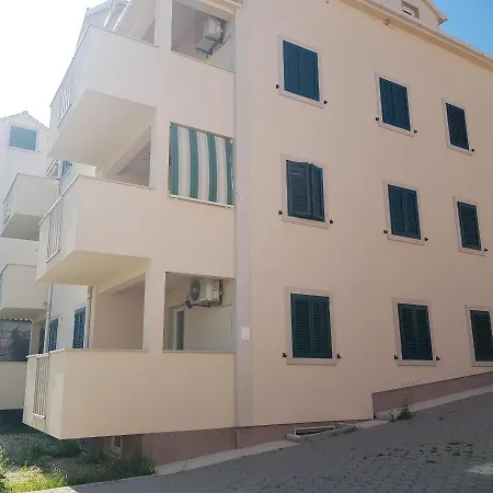 Apartment Katerina *